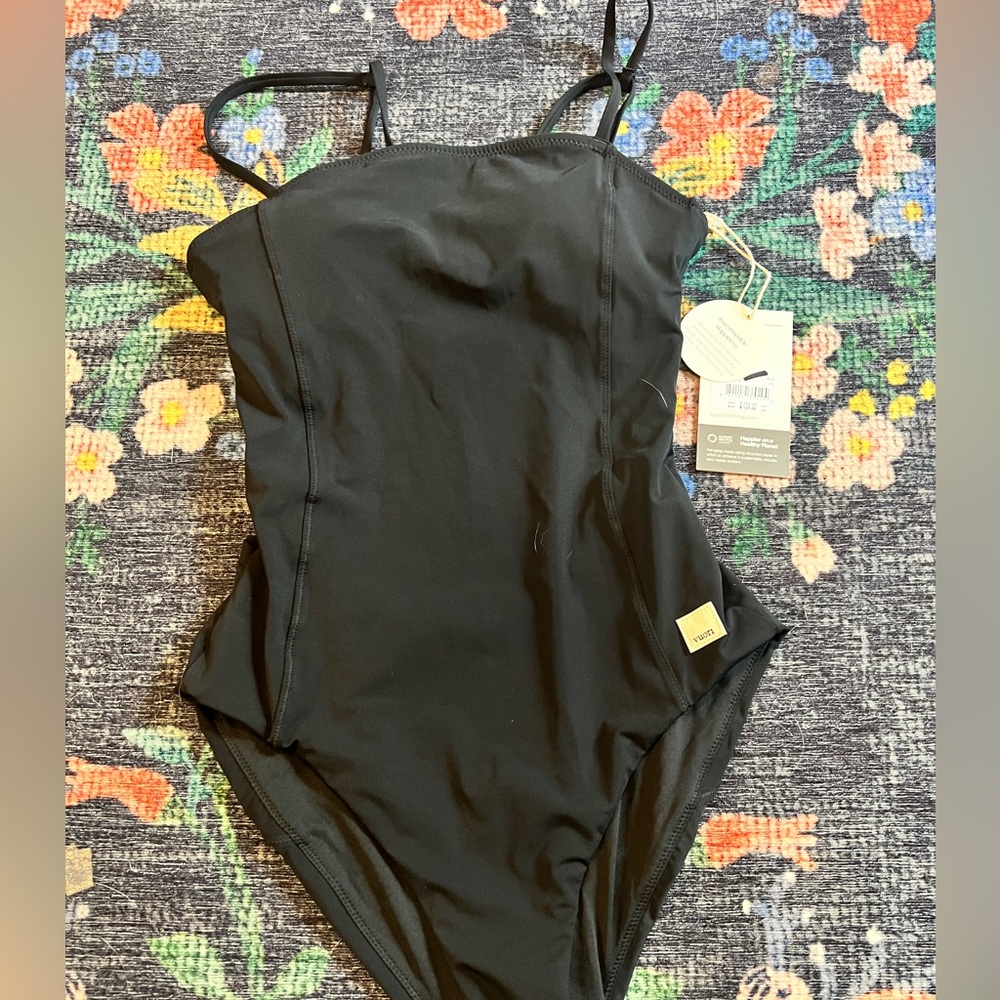 NWT Vuori Dune One Piece Swimsuit